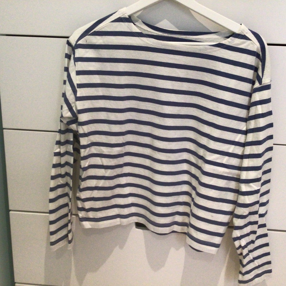 Everlane Blue and White Striped Top